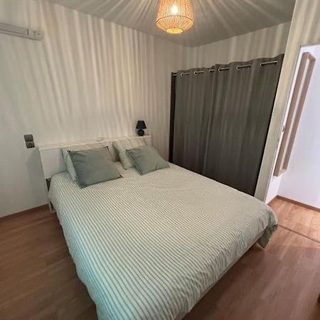 Appartement En Petite Camargue Сен-Лоран-Д'Эгуз Экстерьер фото