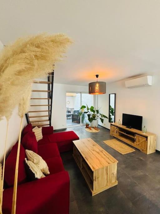 Appartement En Petite Camargue Сен-Лоран-Д'Эгуз Экстерьер фото